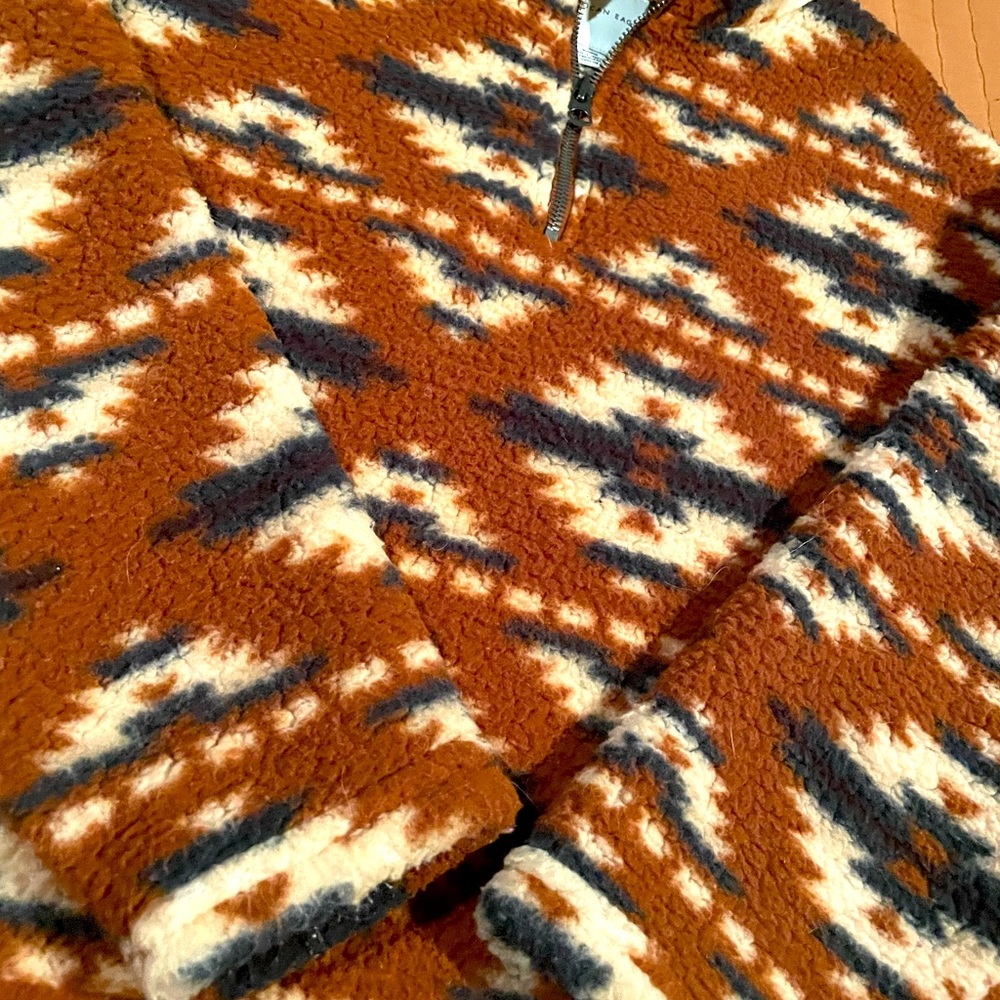 American Eagle Patterned Sherpa - image 3